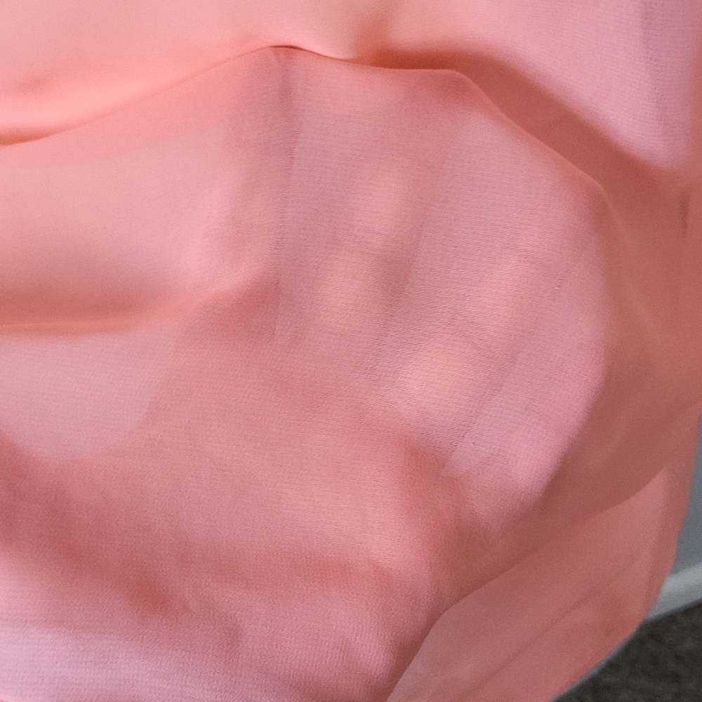 Maurices mixed material heather gray and hot coral colored sheer back tee - Picture 3 of 15